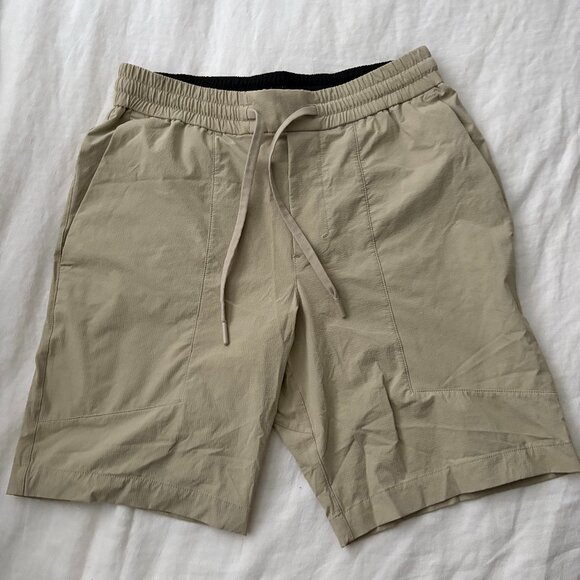Men's Lululemon Shorts - Picture 1 of 1